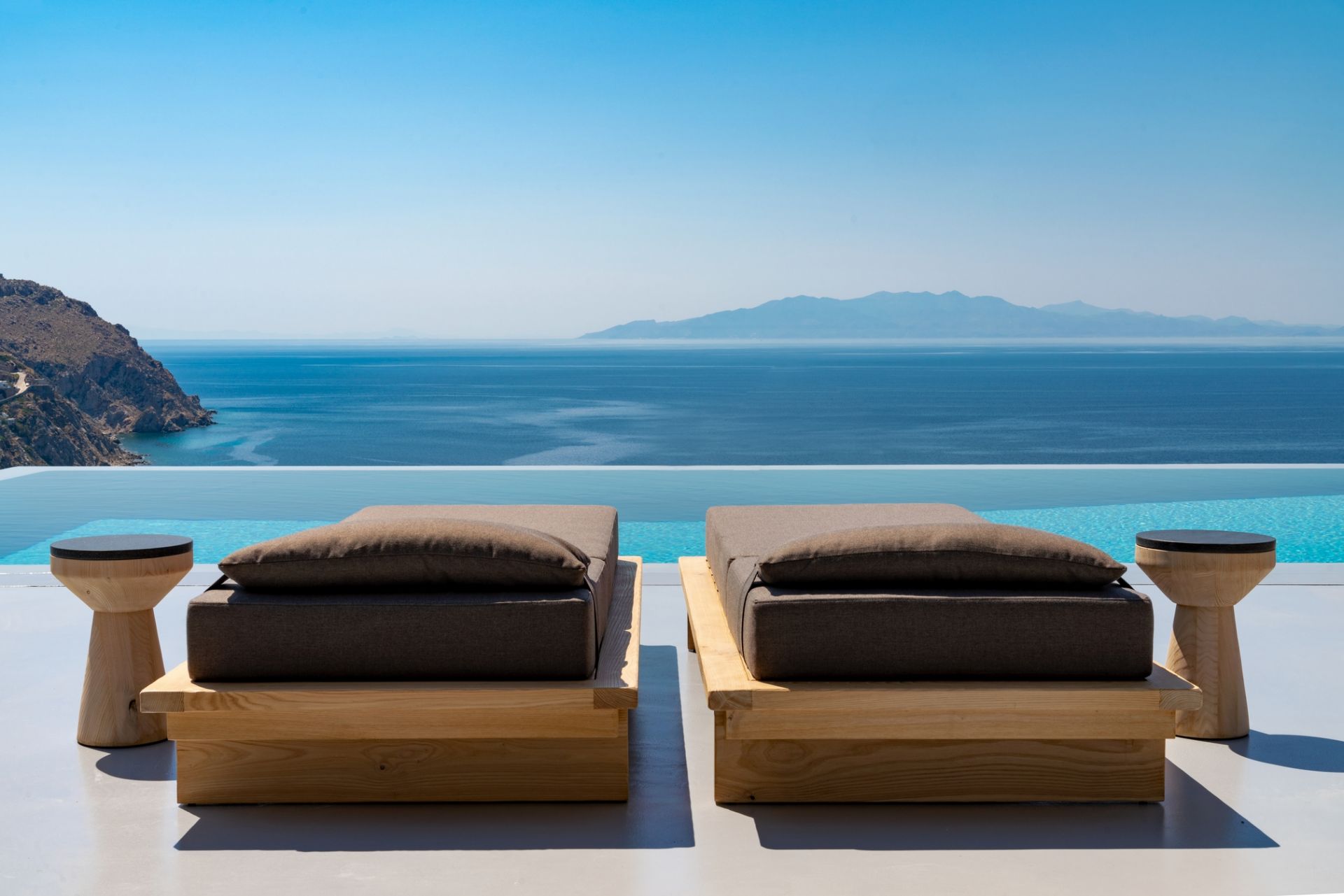 Stone Retreat gallery image