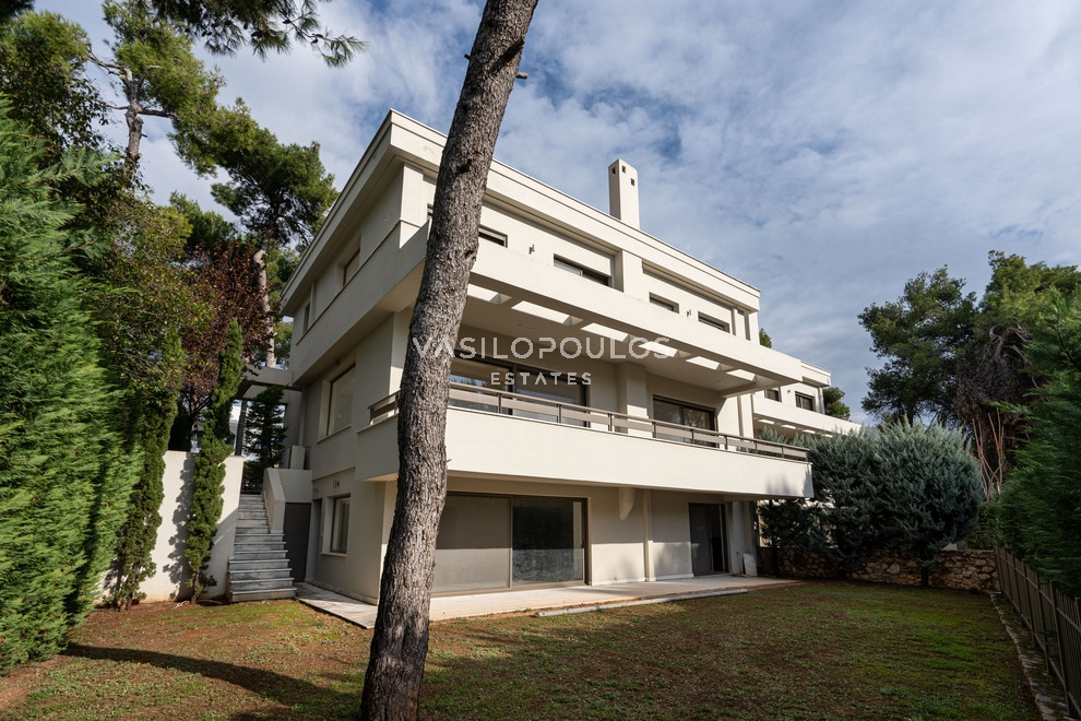Εκάλη Αριστερά – πολυτελής μεζονέτα 529 τ.μ. με κήπο και ιδιωτική πισίνα thumbnail