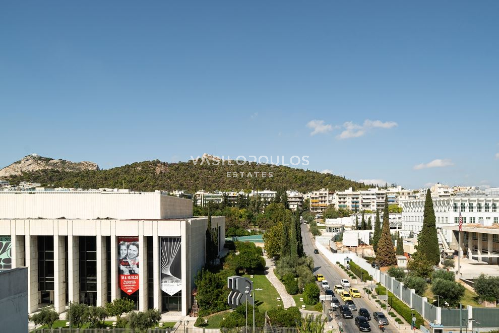 Ιλίσια, μεζονέτα 270 τ.μ. πλησίον μετρό thumbnail