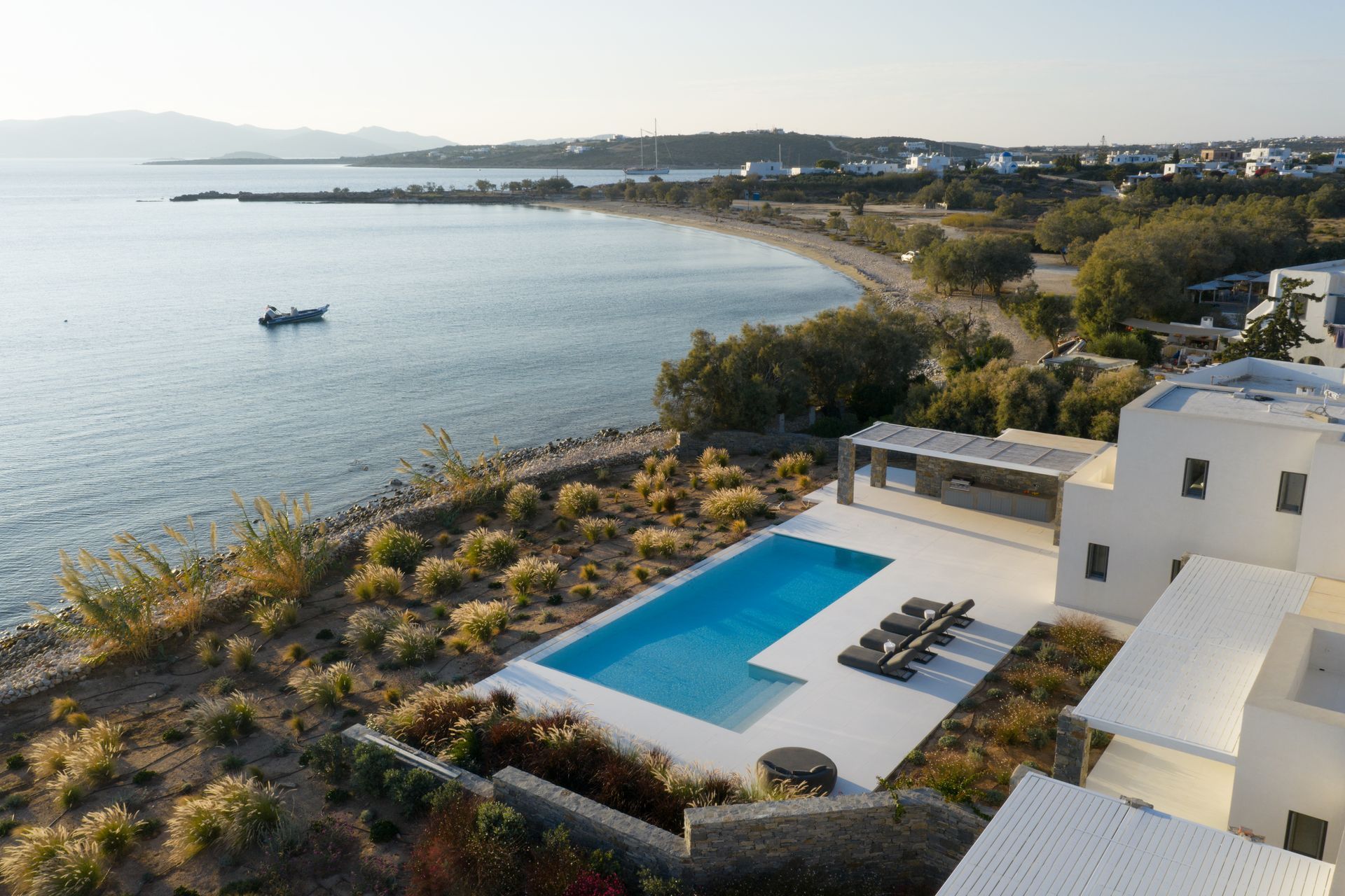 Almyra One gallery image